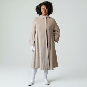 NWT Rothmoor Roth-form Overcoat Beige Cashmere Silky Interior Lining Size L